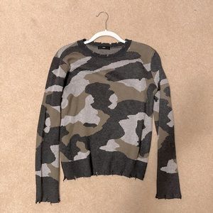 Fate camo oversized sweater size small
